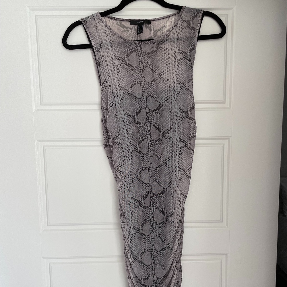 Forever 21 Medium Gray Animal Print Bodycon Dress- Never worn